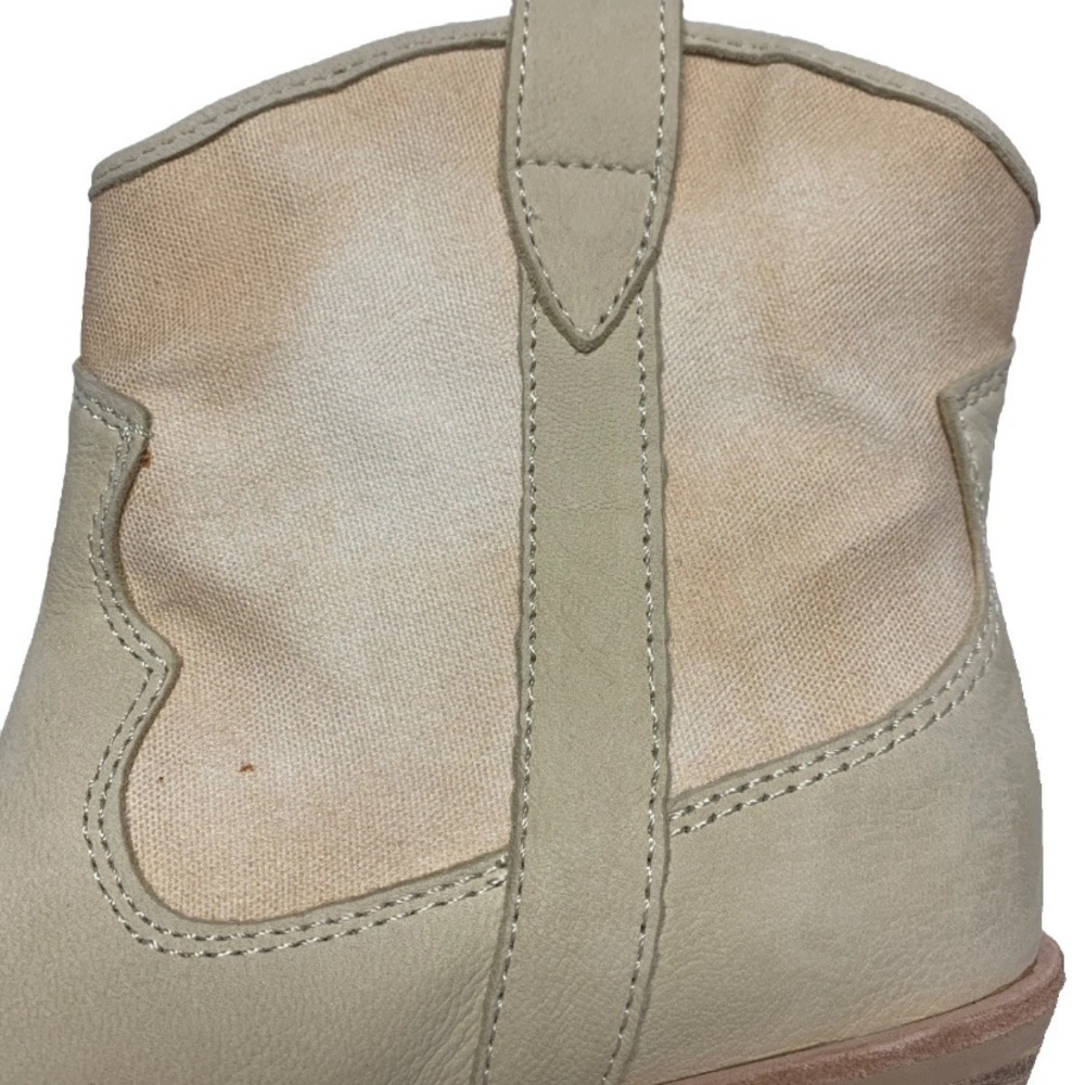 Dolce Vita NWT Vanilla Nubuck booties Sz 8.5 - Picture 5 of 10